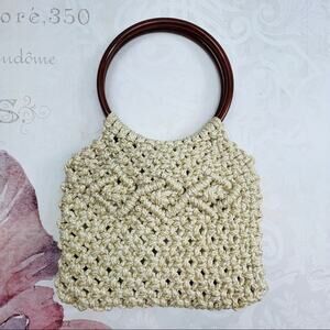 Retro woven plastic hoop handle vintage style purse